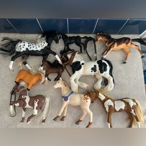 Toy horse lot